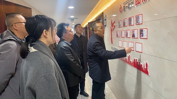 慶陽市總工會領(lǐng)導(dǎo)蒞臨信合與恒達公司參觀指導(dǎo)