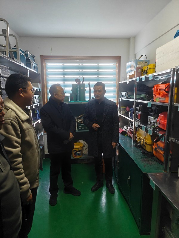 慶陽市總工會領(lǐng)導(dǎo)蒞臨信合與恒達公司參觀指導(dǎo)