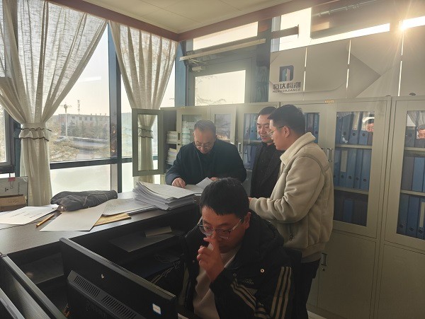 慶陽市總工會領(lǐng)導(dǎo)蒞臨信合與恒達公司參觀指導(dǎo)