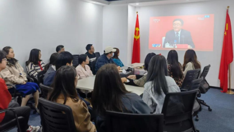 汲取不懈奮斗的力量，學(xué)習(xí)黨的十九屆六中全會精神