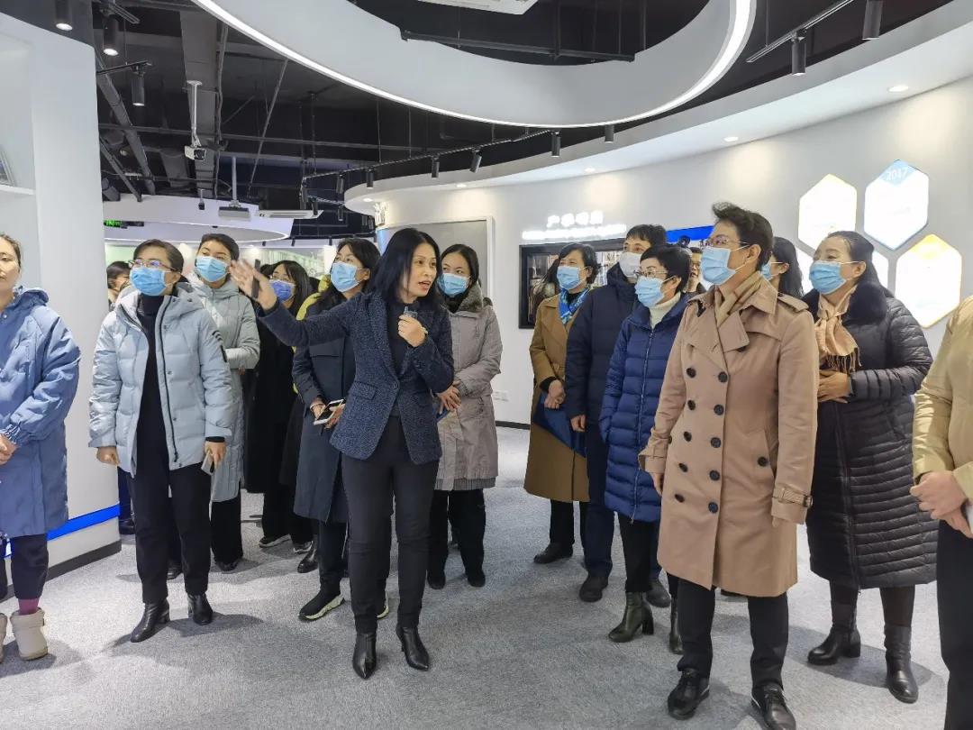 有朋自遠(yuǎn)方來(lái)，健培科技迎來(lái)全國(guó)婦聯(lián)一批特殊客人！