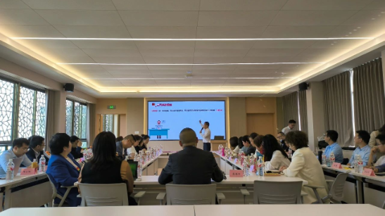 數(shù)字健康保險沙龍在烏鎮(zhèn)智能醫(yī)院召開