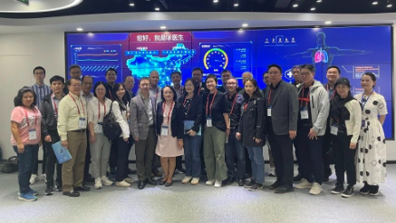 新加坡理工學(xué)院、中華總商會一行蒞臨健培科技考察交流