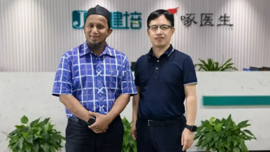 馬來西亞沙巴大學(xué)考察團一行蒞臨健培科技考察調(diào)研